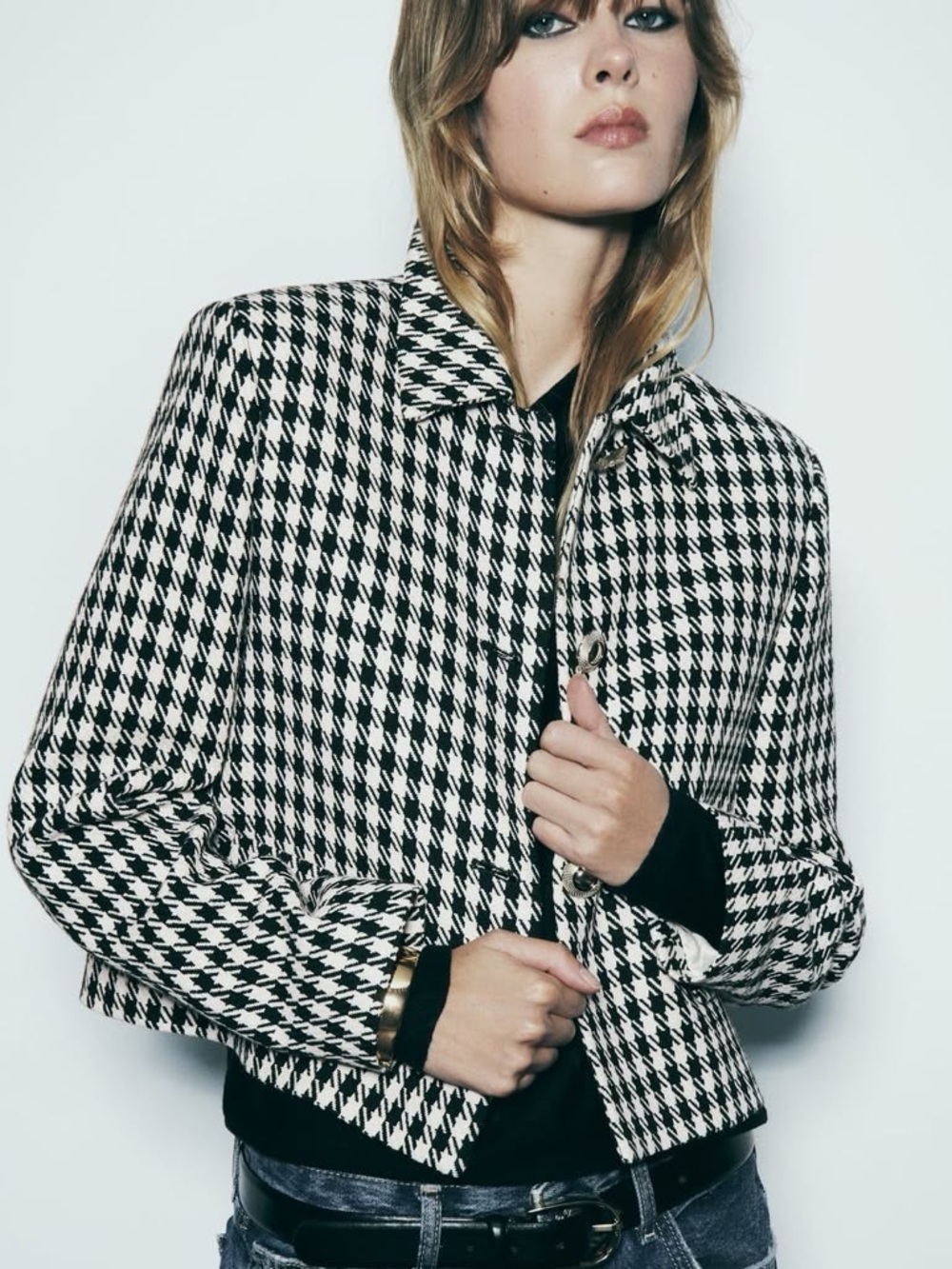 Zara Black & White Houndstooth Cropped Blazer